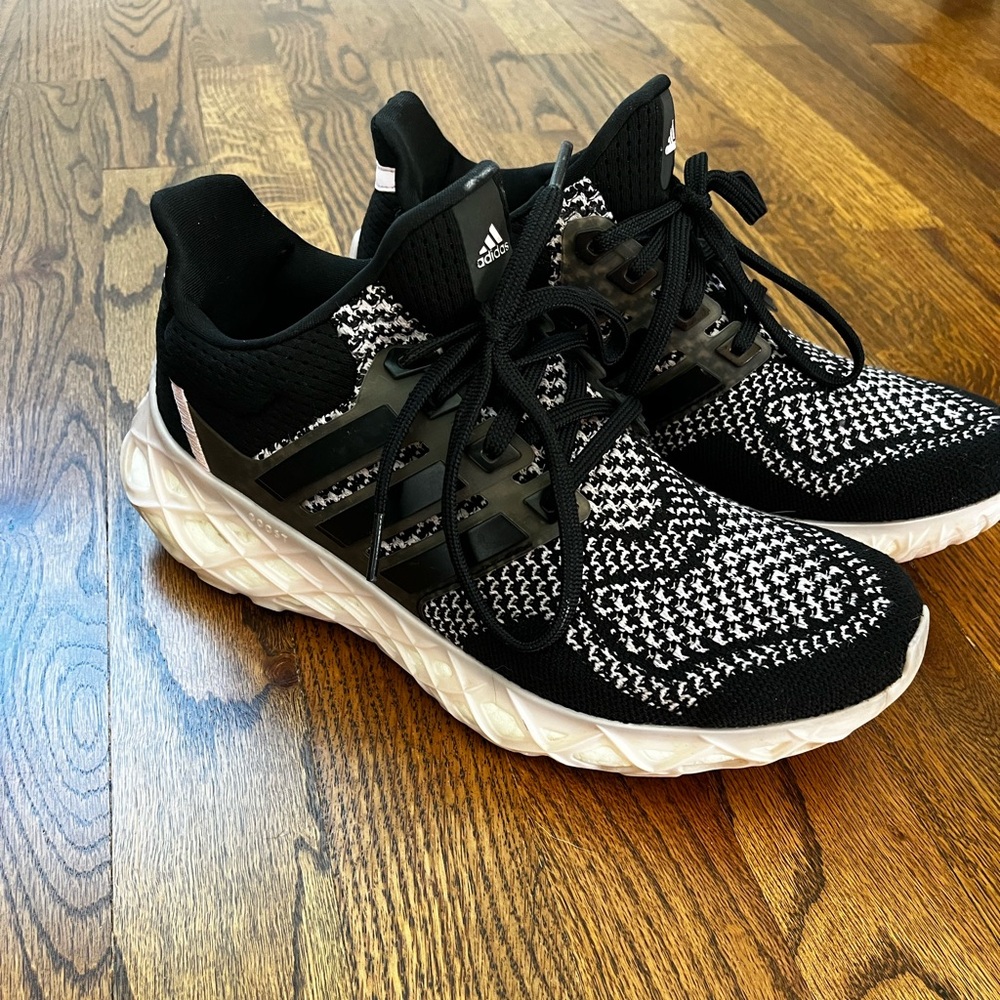 Adidas Ultraboost Web